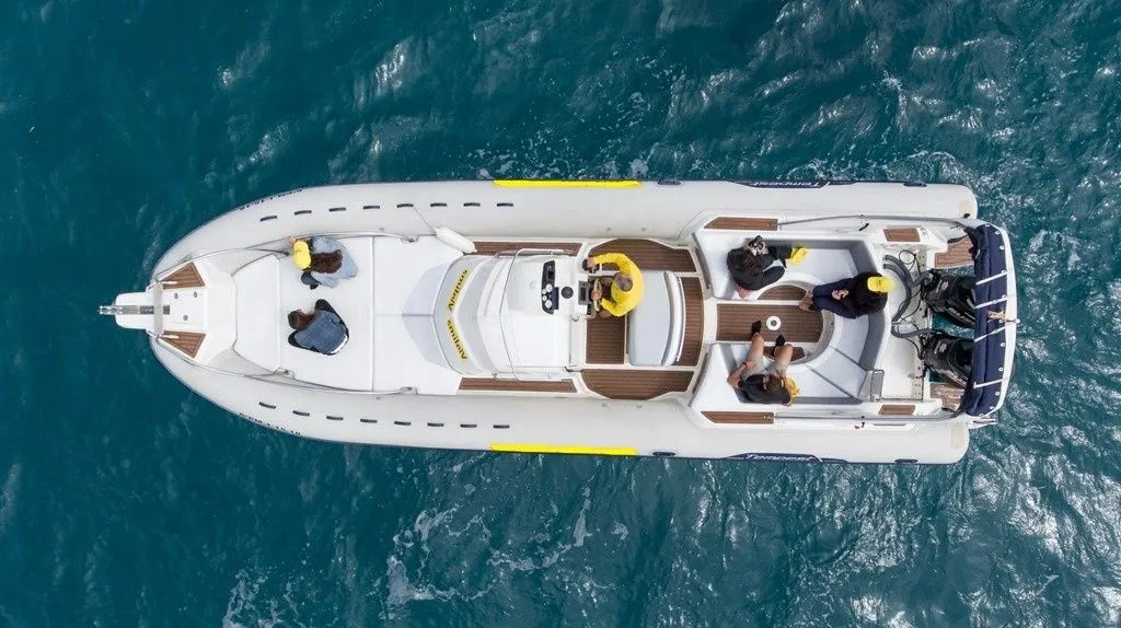 Smile 4 Charter Boat