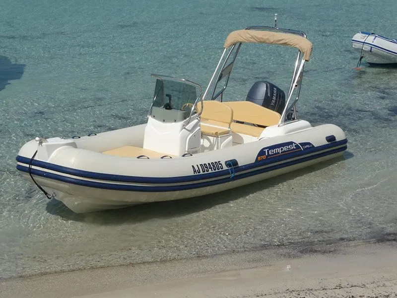Charter a 5.7m Motor Boat Capelli Tempest 570 in Santa Giulia