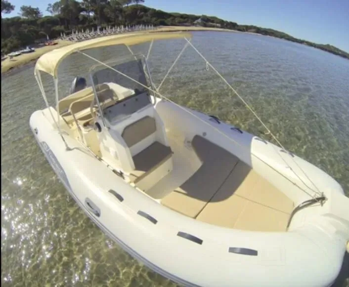 Charter a 5.7m Boat in La Maddalena