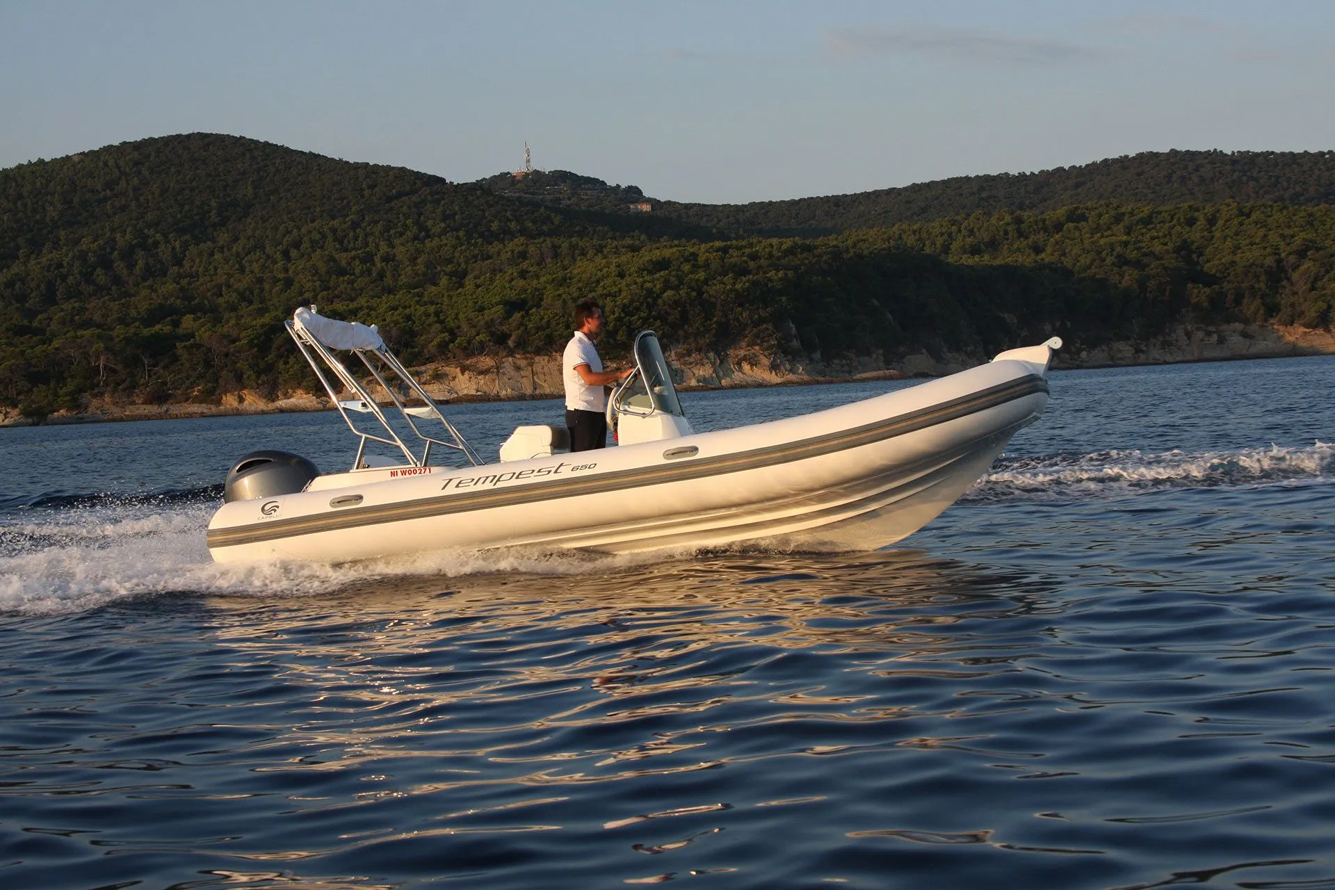6.5m Antibes Capelli Tempest 650 Hire