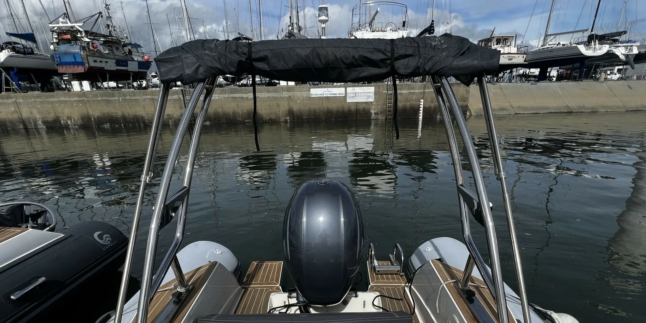 Nem Tudom 4 Mietboot