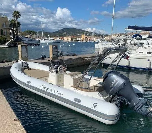 Explore Grimaud on a 6.5m Rental Capelli Tempest 650