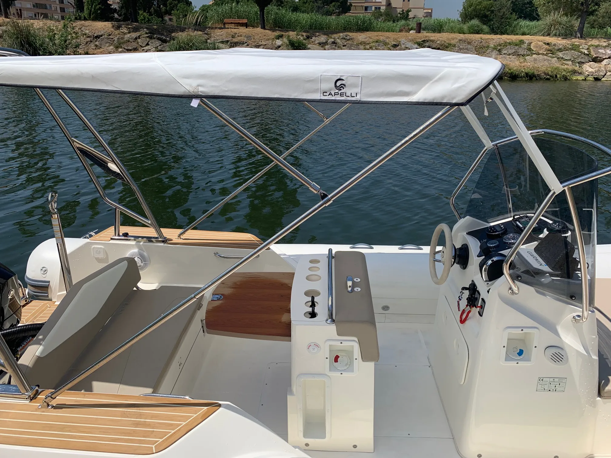 Coquindesort Charter Boat