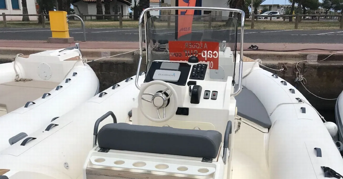 Tanka Charter Boat