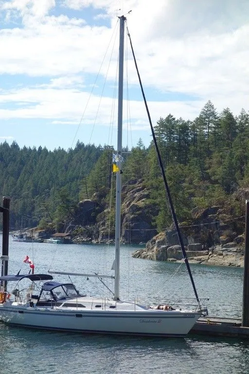 Rent a 11.07m Catalina 36 in Nanaimo