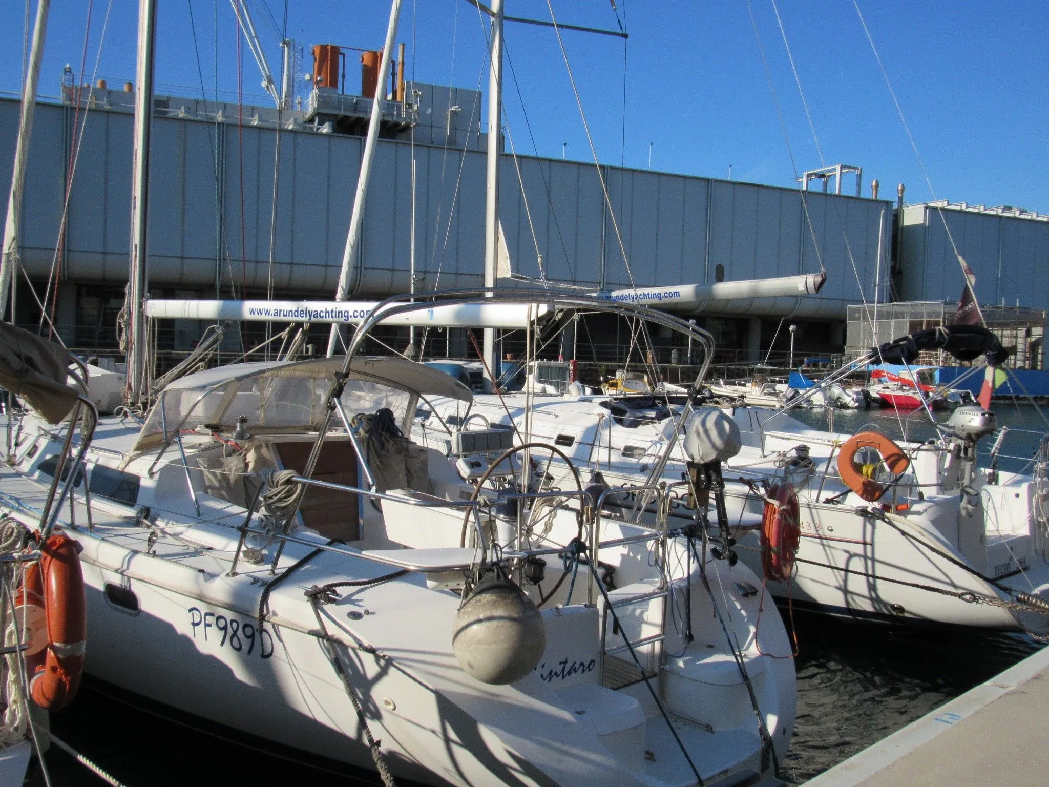 Explore Genoa on a 13.16m Rental Boat
