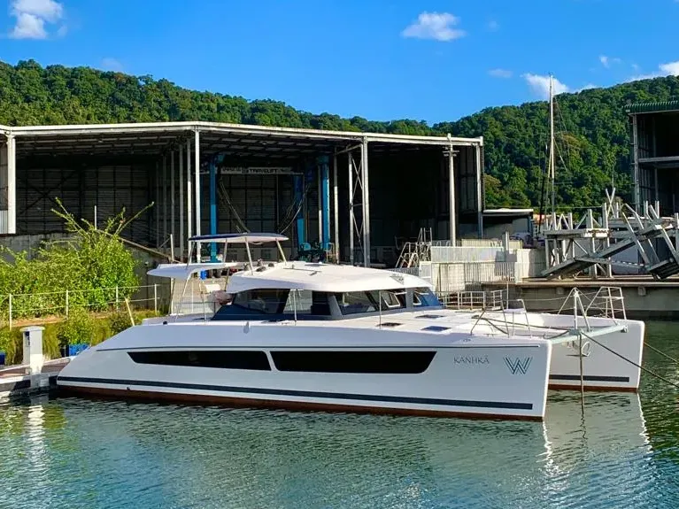 Kanhka Charter Boat