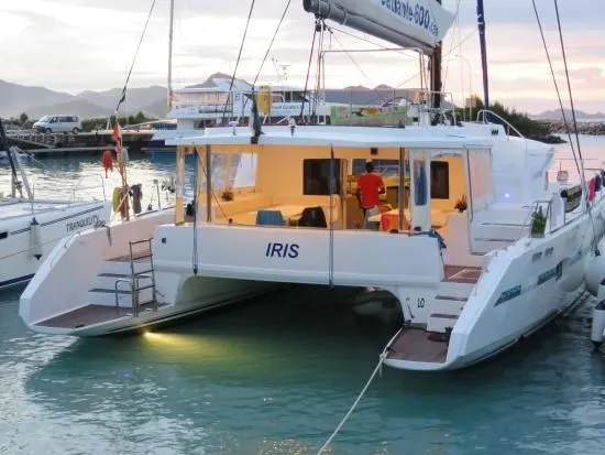 Iris Mietboot - 1