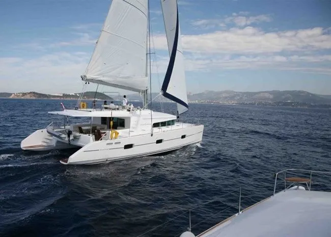 Tauceti 2 Charterboot - 4