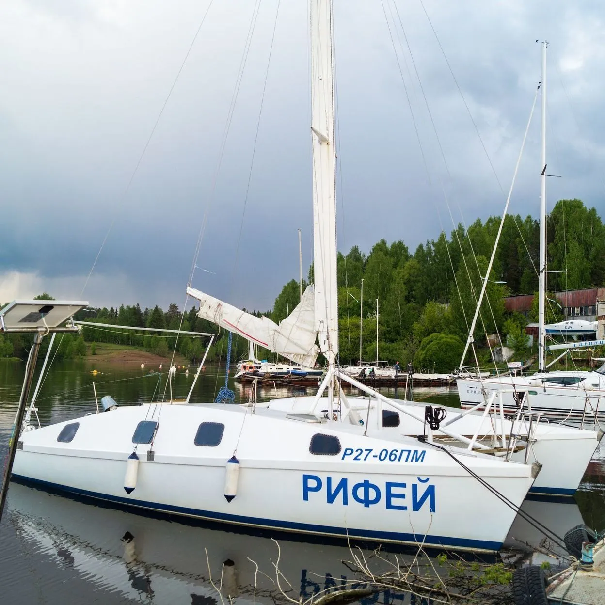 Explore Perm on a 9.5m Centaurus 30 Catamaran Rental