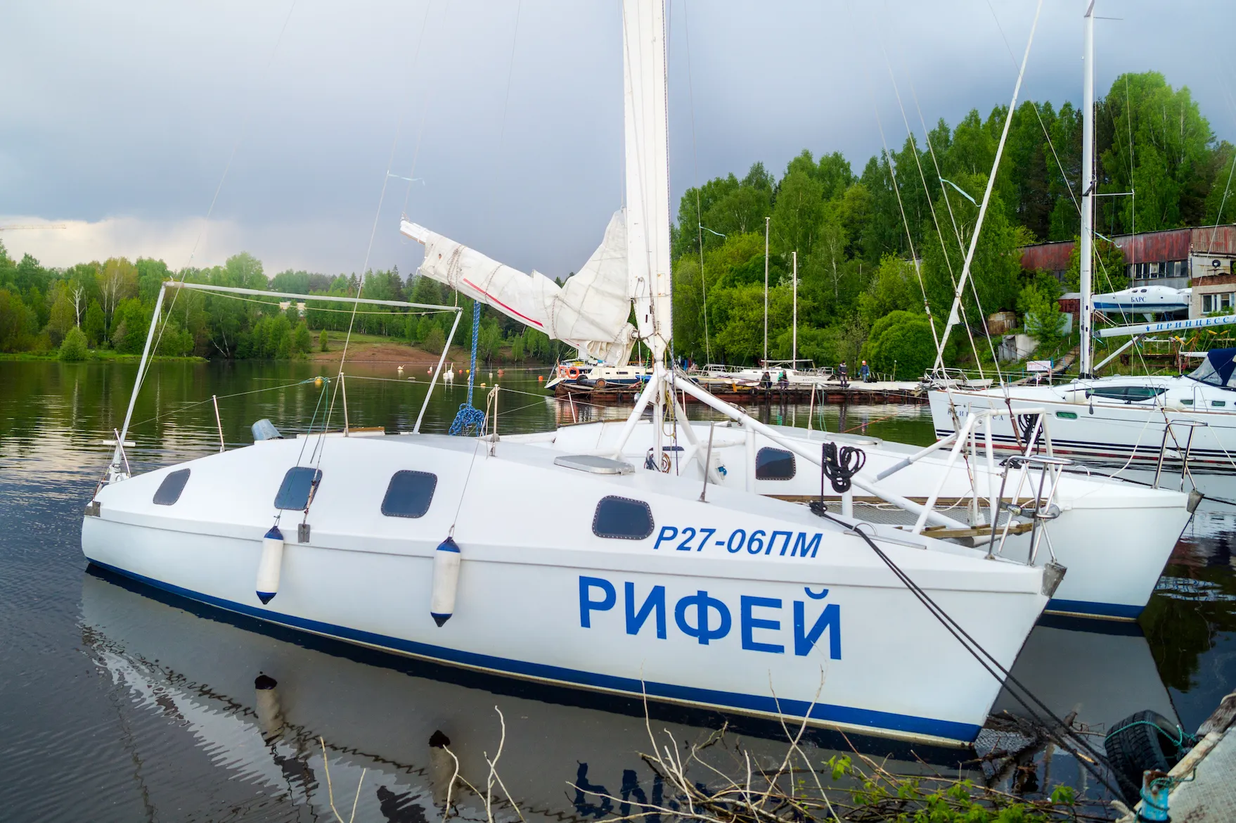 Explore Perm on a 9.5m Centaurus 30 Catamaran Rental