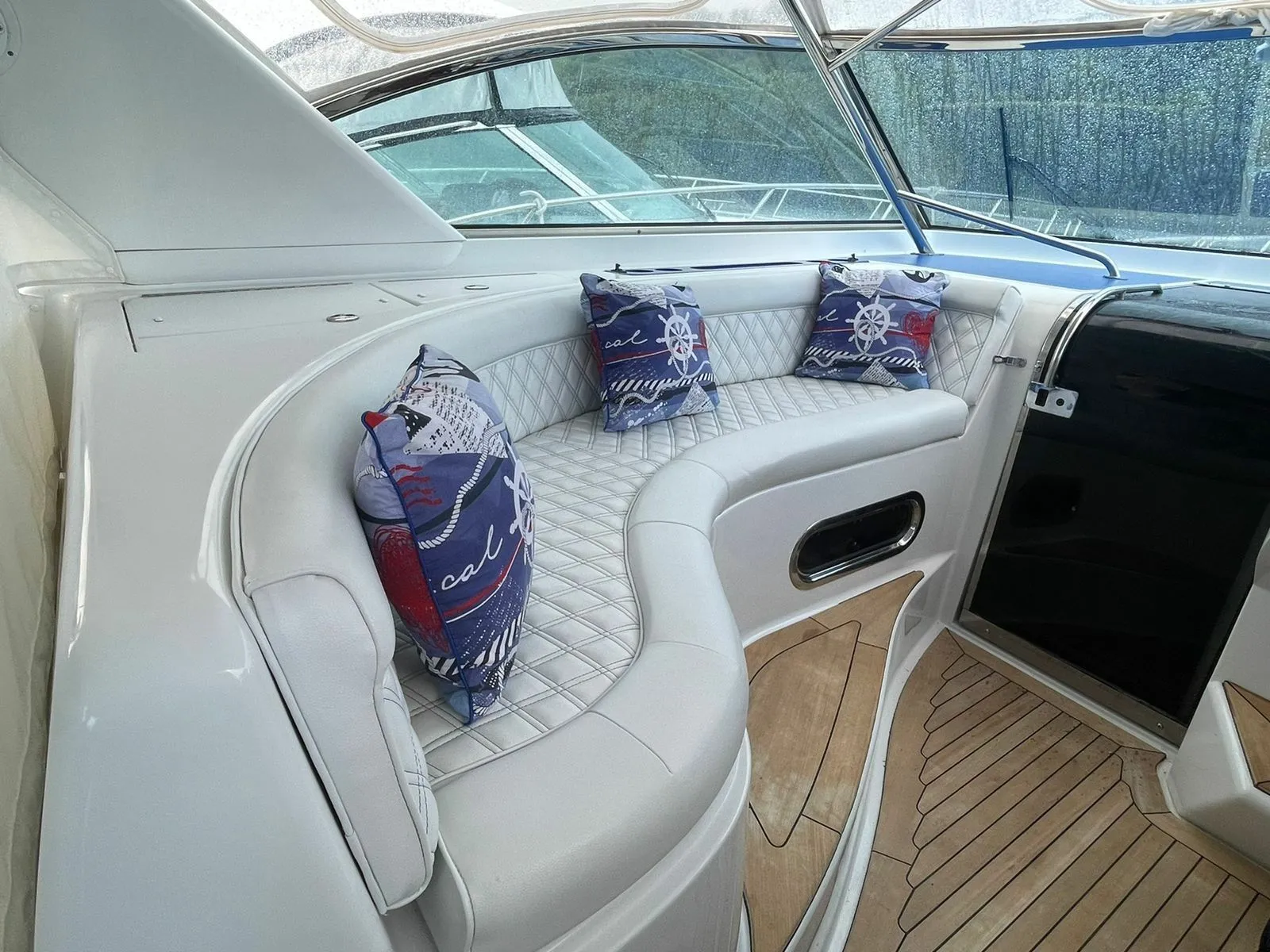 Deja Blue Mietboot - 5