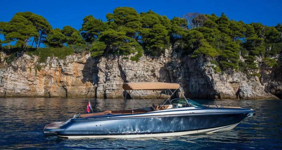 9m Dubrovnik Motor Boat Hire