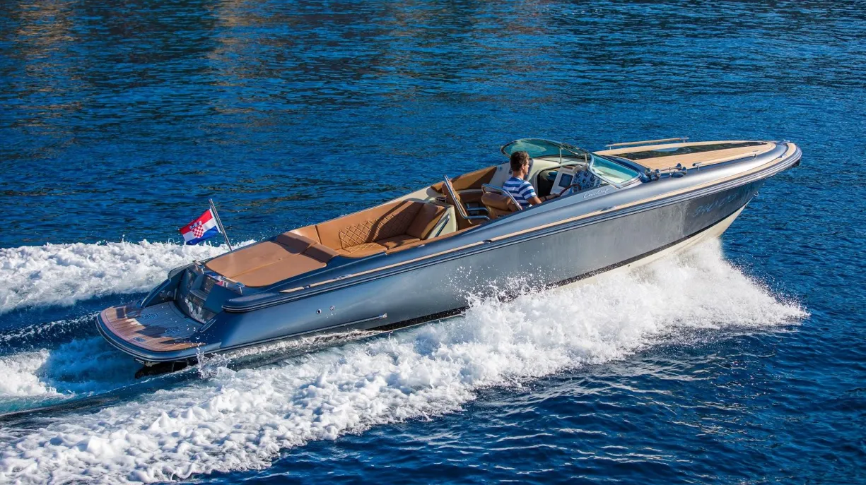 9m Dubrovnik Motor Boat Hire