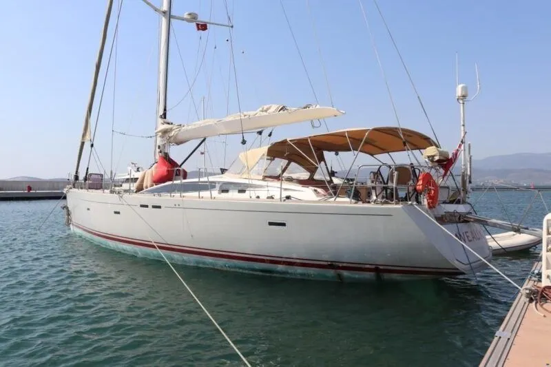 Rent a 18.59m Sailing Yacht in Saint-Tropez