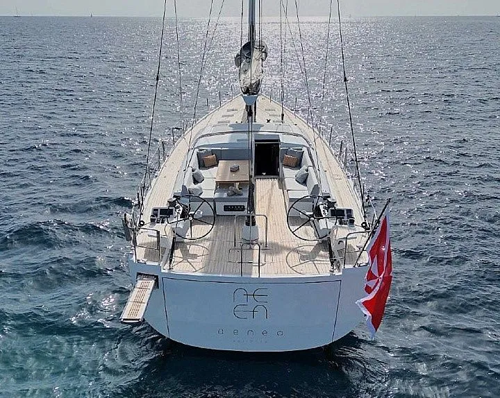 Aenea Charter Boat - 4