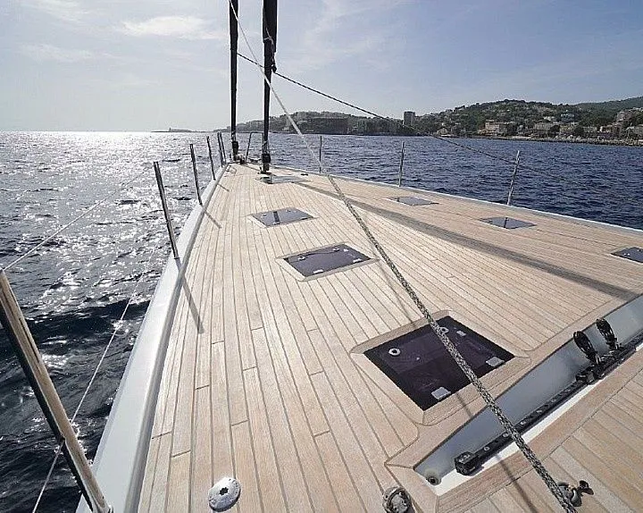 Aenea Charter Boat - 5