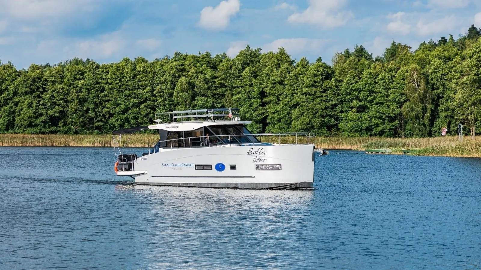 Charter a 11m Boat in Stare Sady