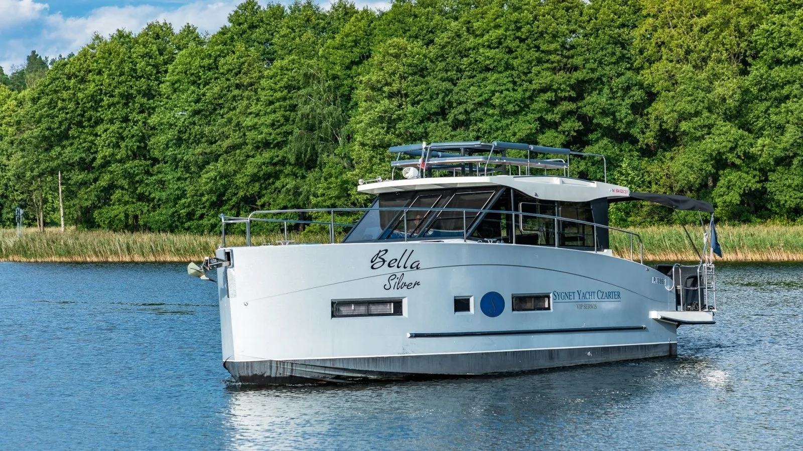 Charter a 11m Boat in Stare Sady
