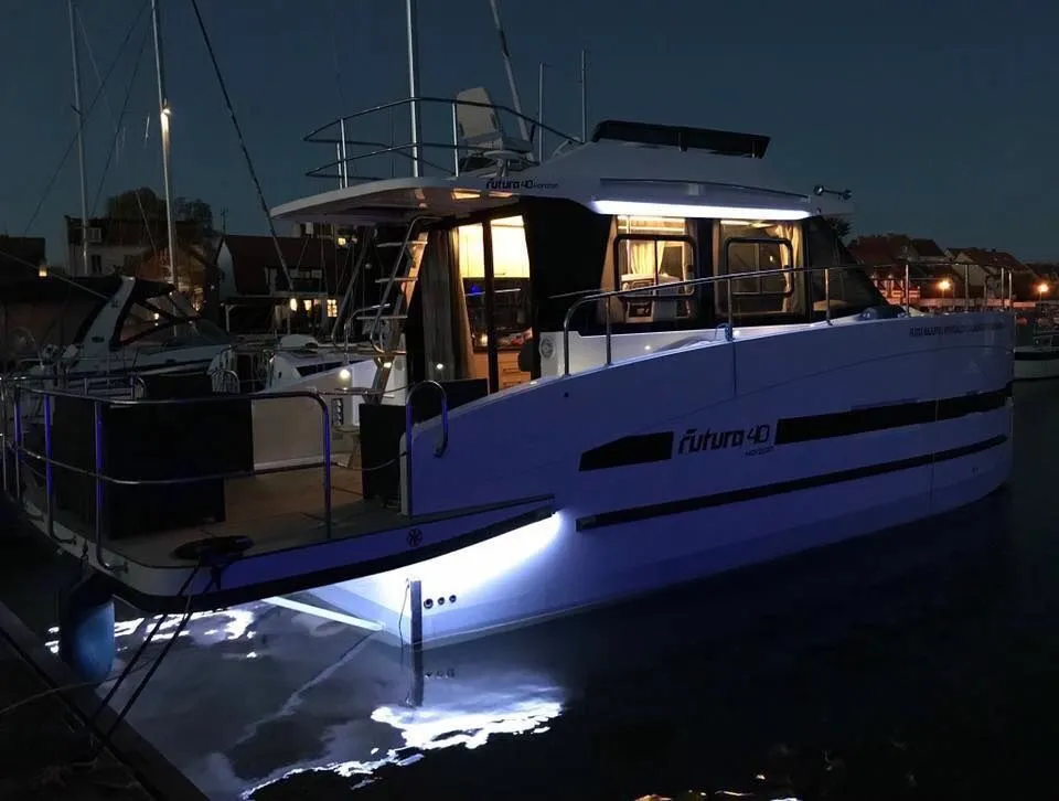 Rent a 11.4m House Boat in Bogaczewo