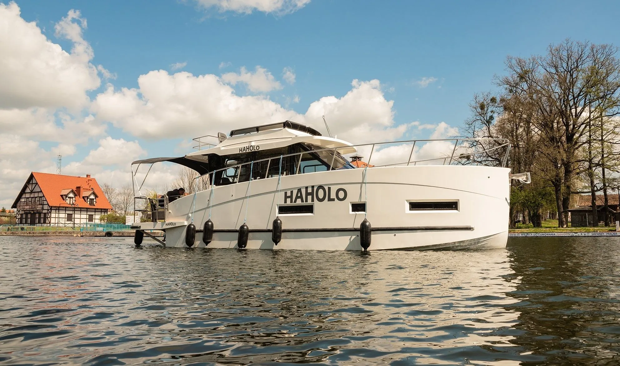 Charter a 11.4m Boat in Węgorzewo