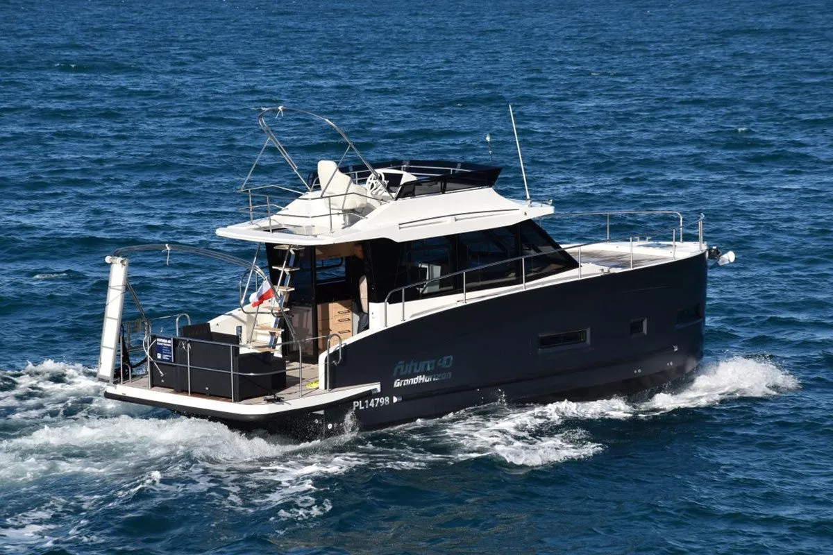 Versus Charter Boat