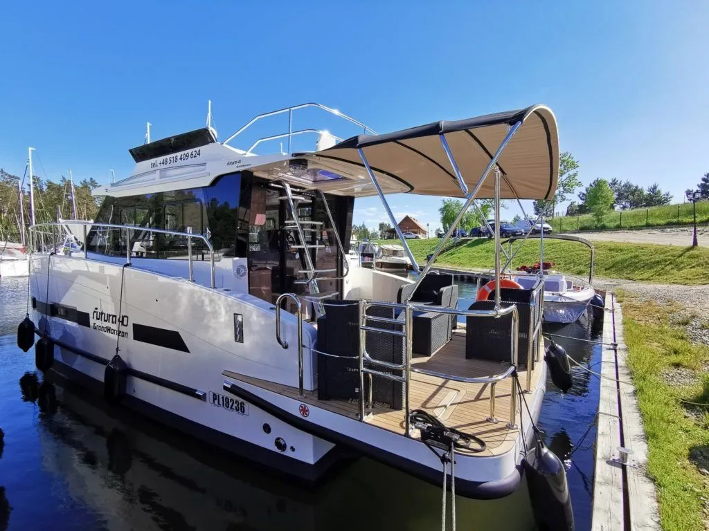 12m Bogaczewo 3 Cabin House Boat Hire