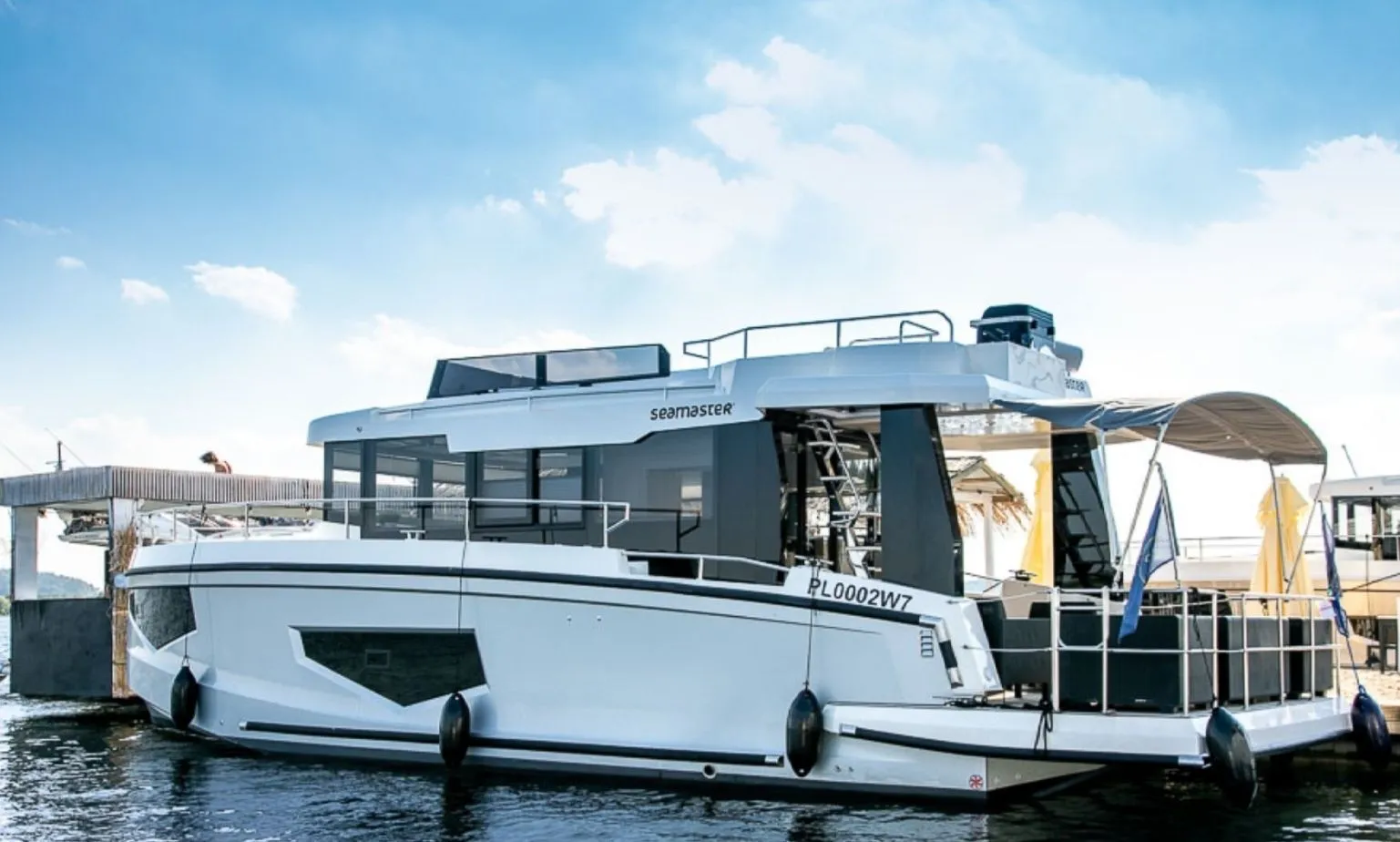 Rent a 13.5m House Boat in Stare Sady