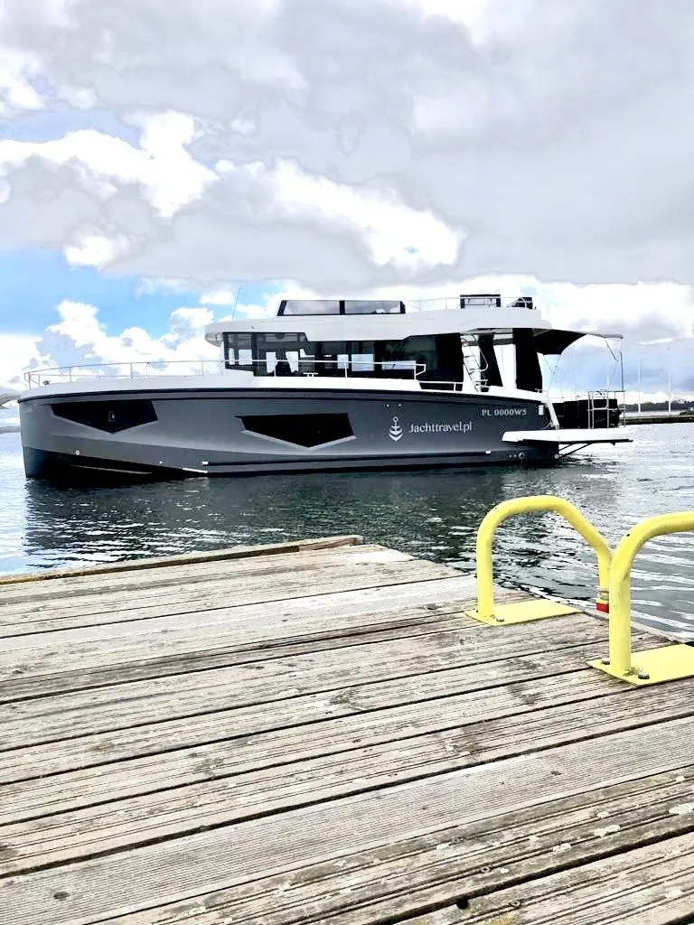Columbus Charter Boat