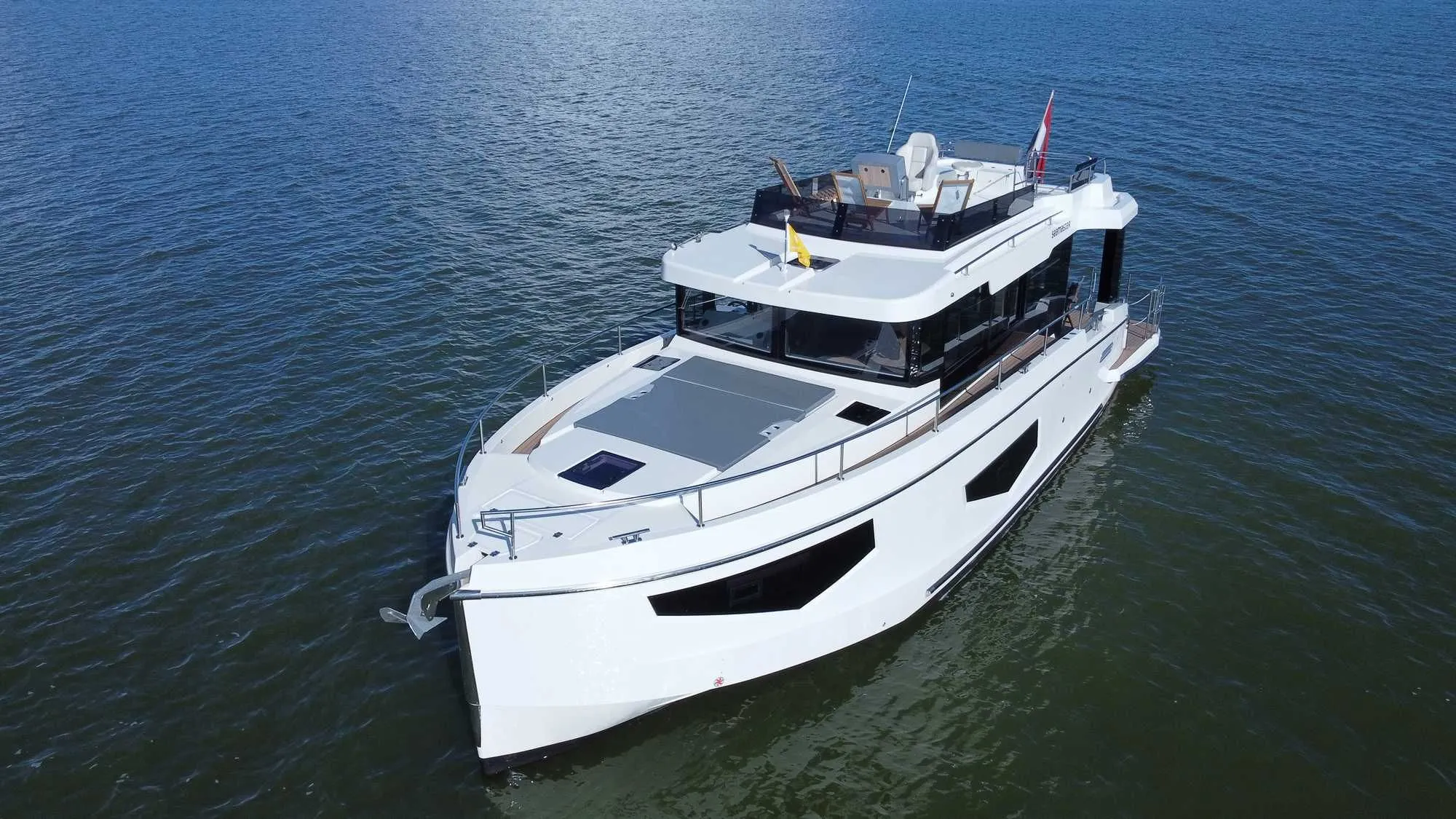 Charter a 13.5m 3 Cabin House Boat in Makkum