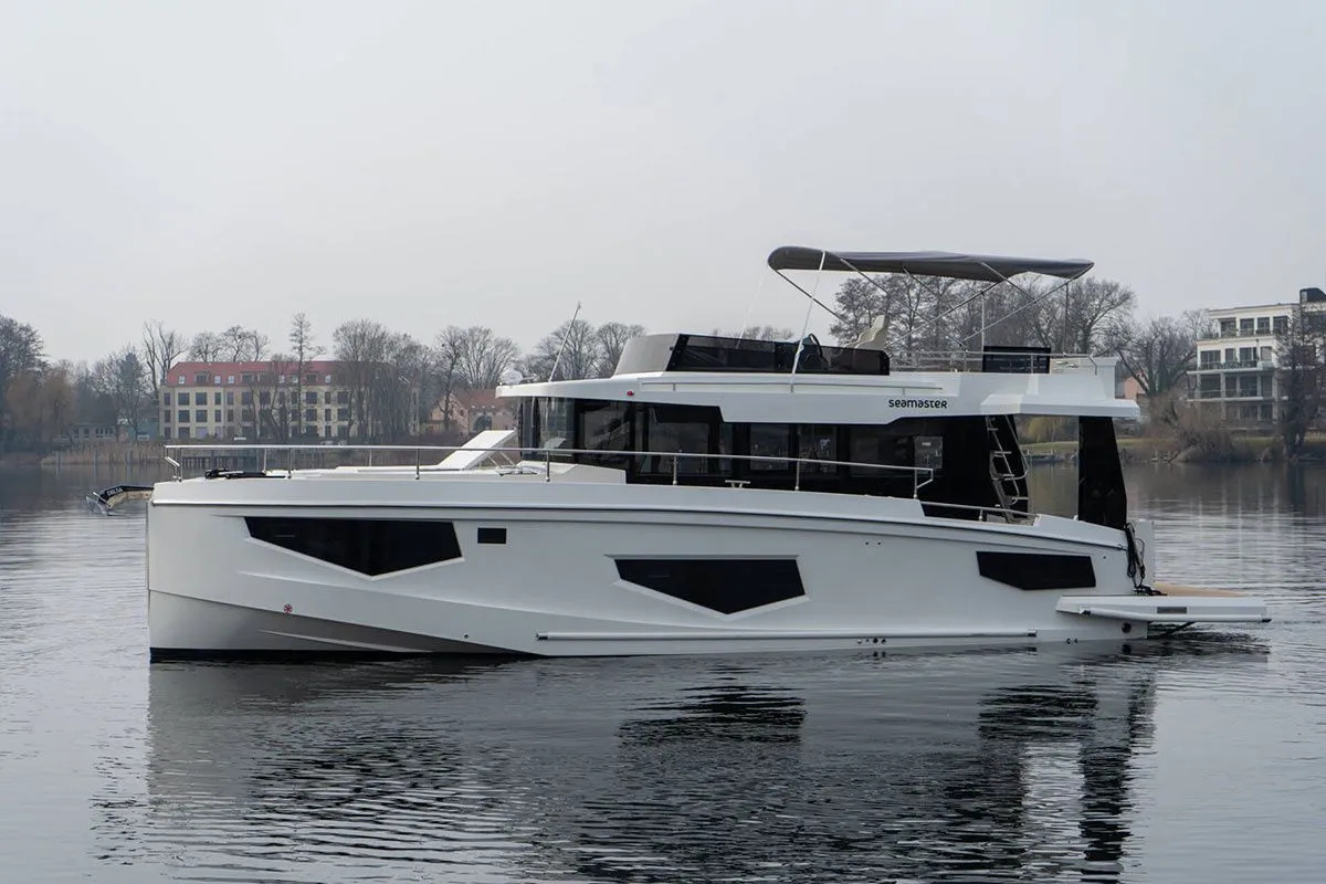 Seamaster Charter Boat