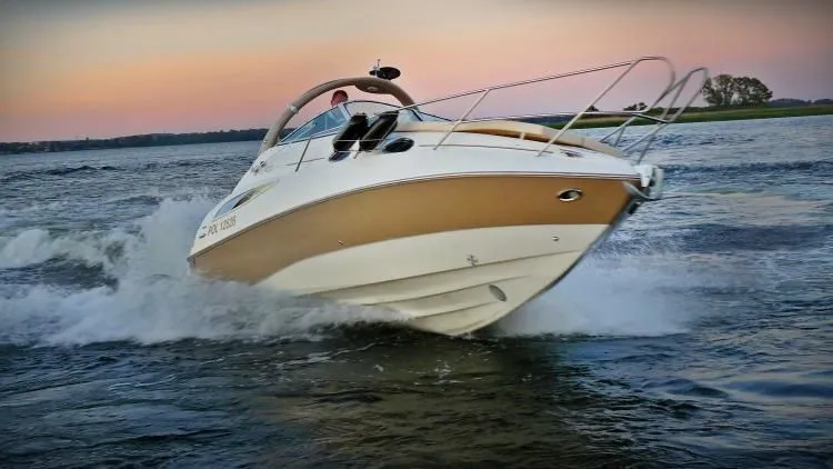 Charter a 7.8m Cobrey 260 SC Motor Boat in Bogaczewo