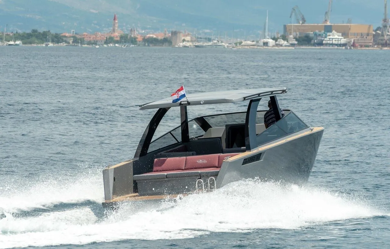 No Name Mietboot - 3