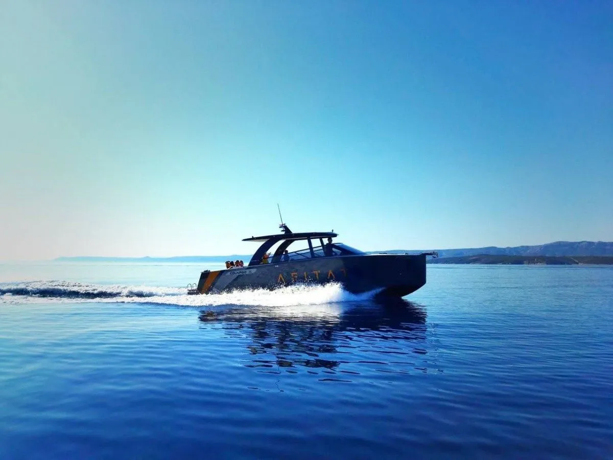 Colnago 35 Charter Boat
