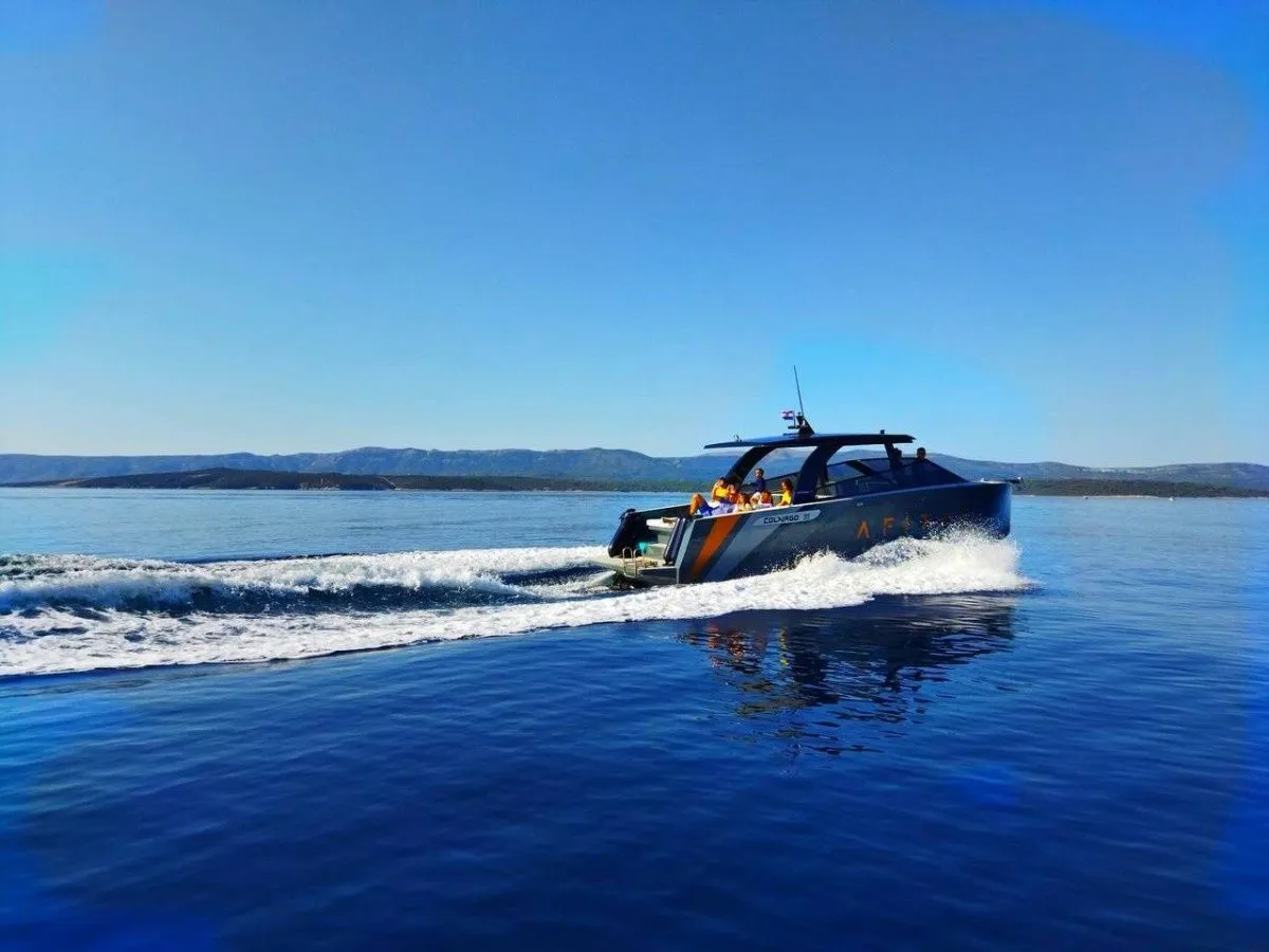 12m Bol Motor Yacht Colnago 35 Hire
