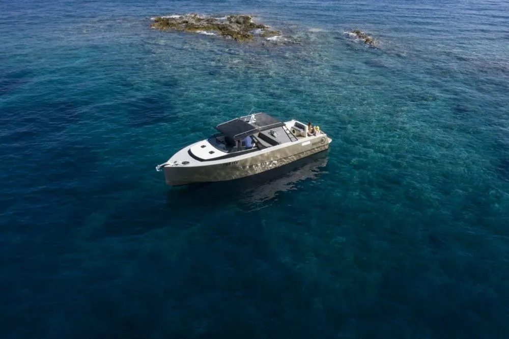 Colnago Charter Boat