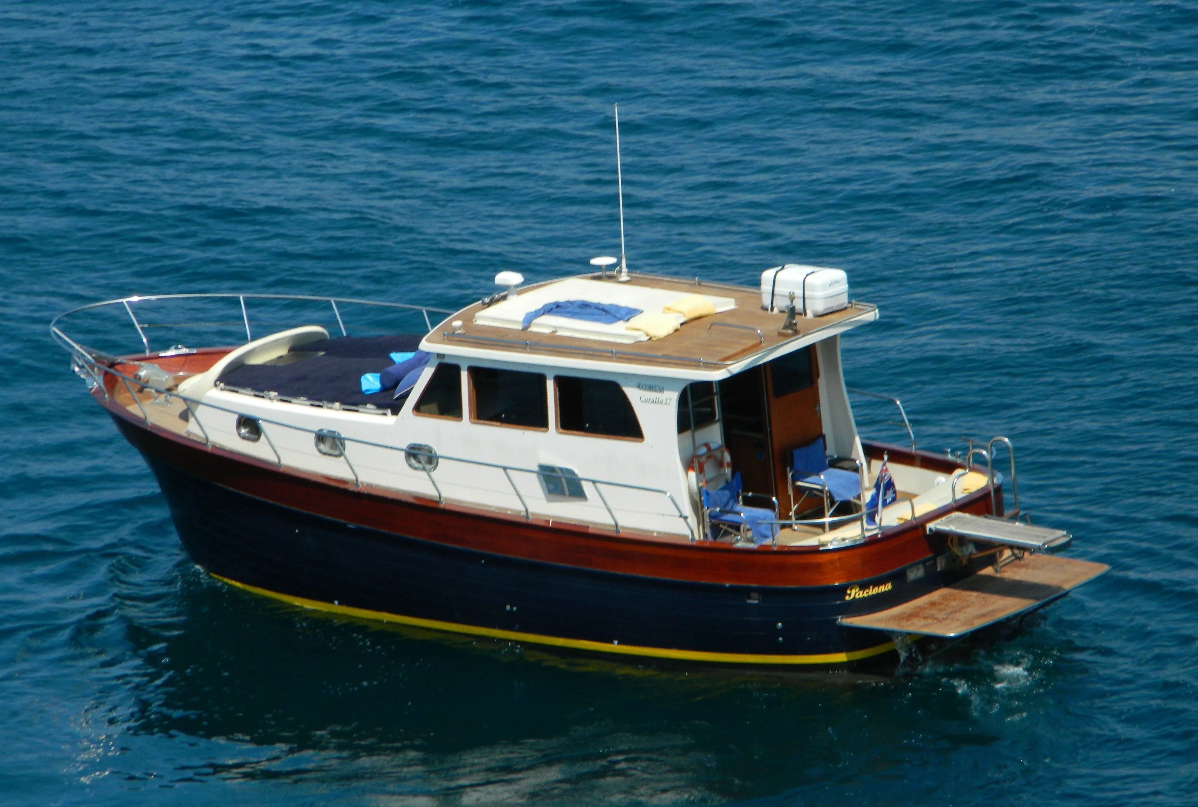 Rent a 12m Comena Corallo 37 Motor Yacht in Massa Lubrense