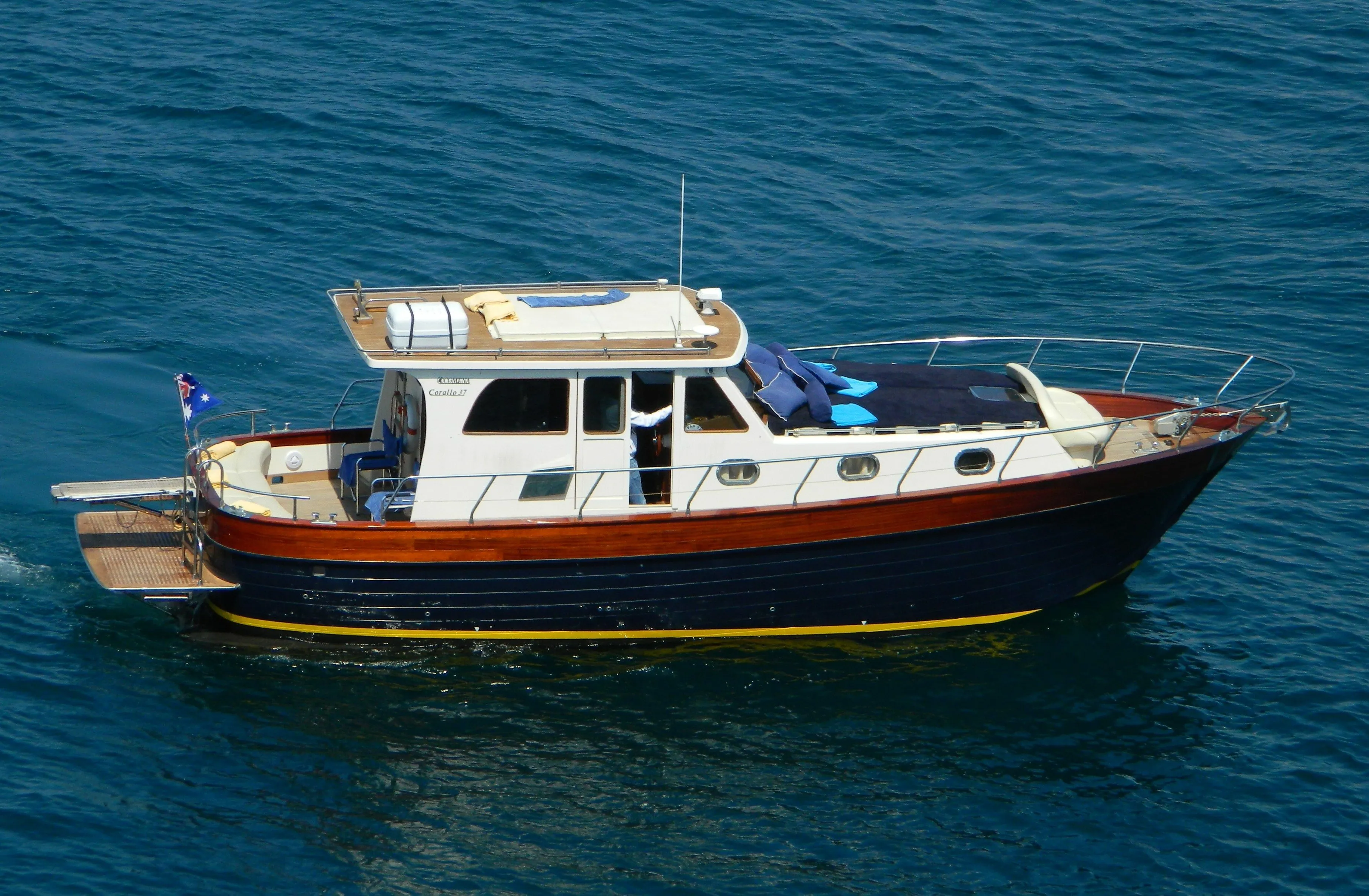 Rent a 12m Comena Corallo 37 Motor Yacht in Massa Lubrense