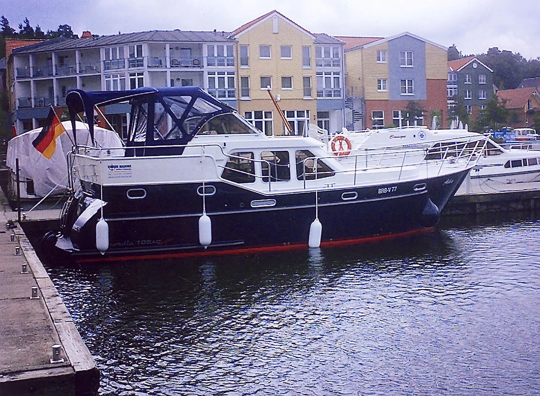 Aika Charter Boat