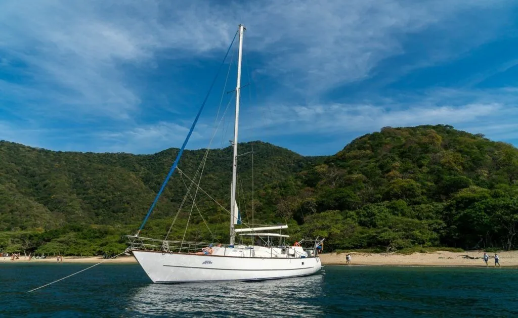 Rent a 16.23m 2 Cabin Sailing Yacht in Santa Marta