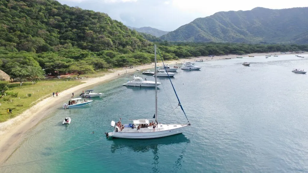 Rent a 16.23m 2 Cabin Sailing Yacht in Santa Marta