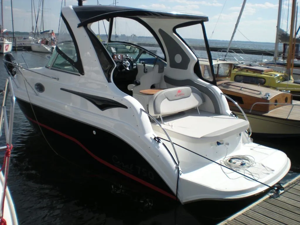 Coral Charter Boat - 4
