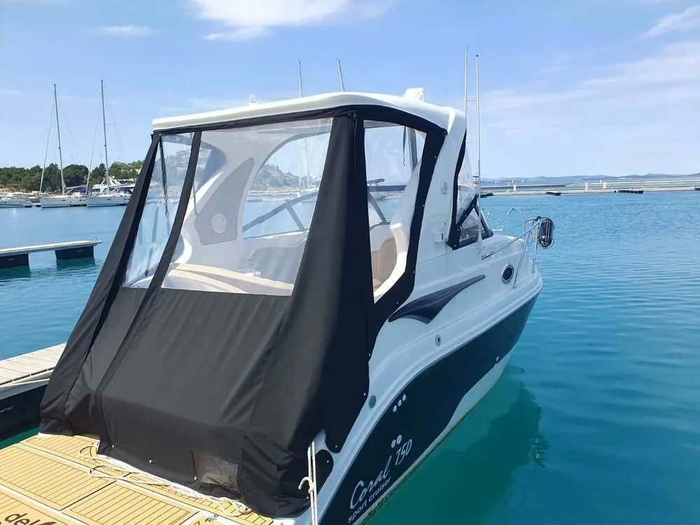 Delfin 1 Charter Boat