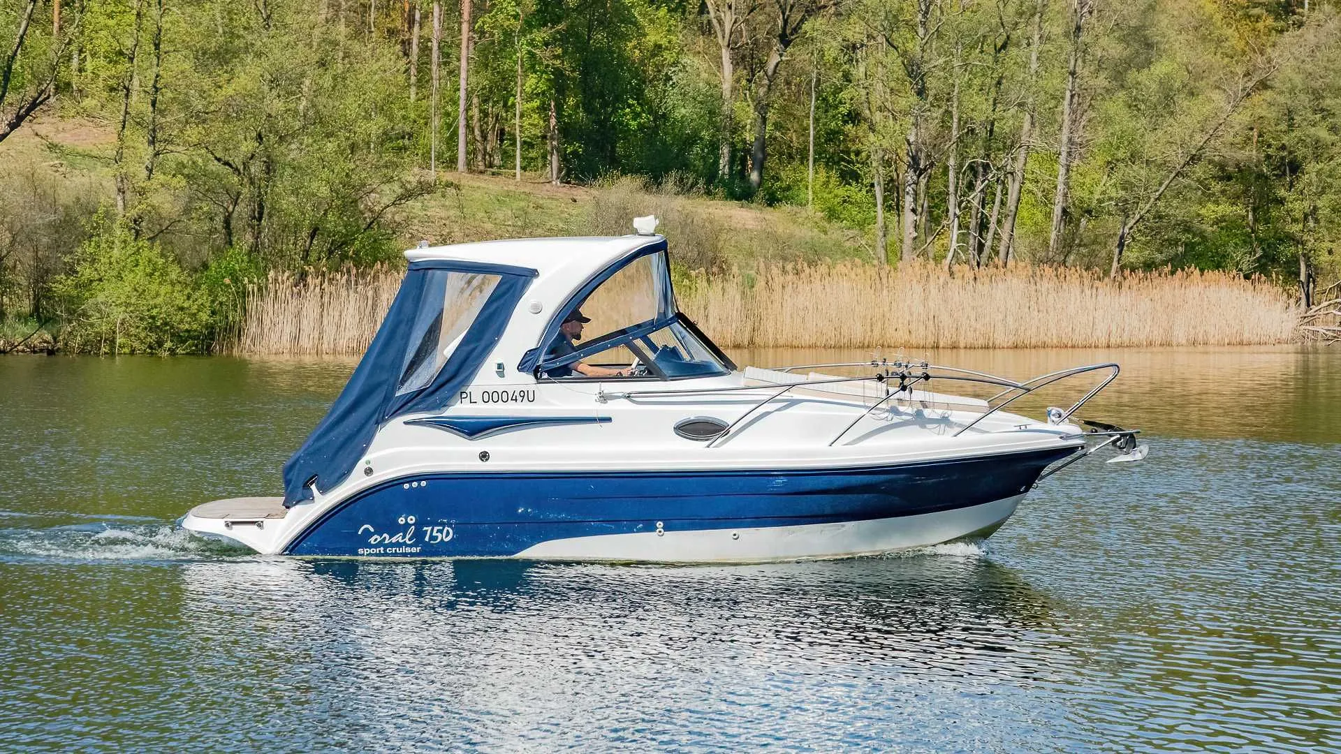 Boat - Rent a 7.5m Motor Yacht Coral 750 in Wilkasy
