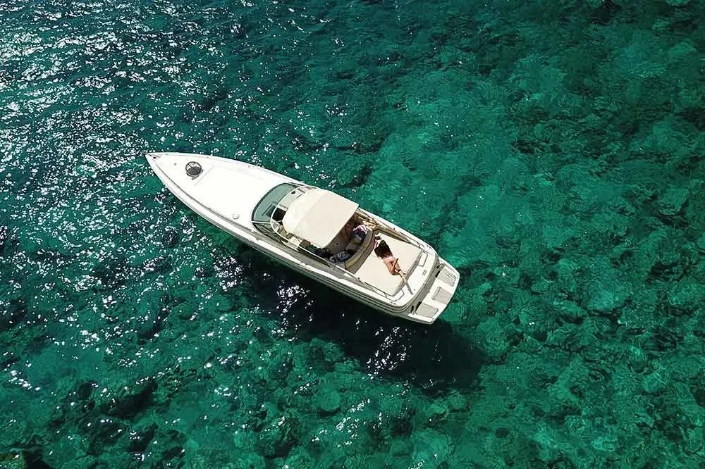 Erieta Charter Boat