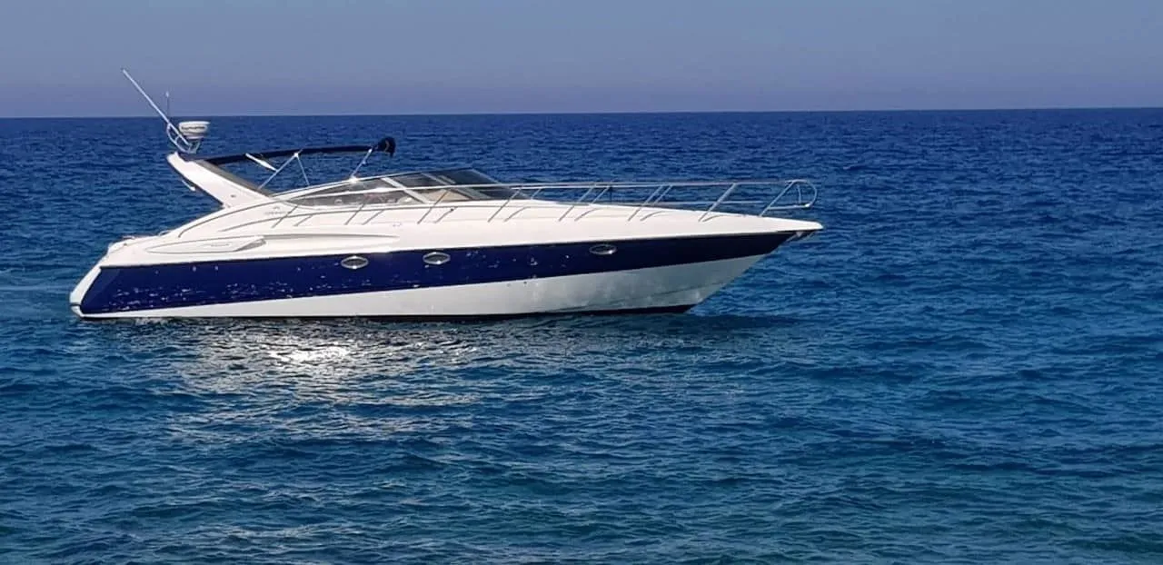 Rent a 12m Motor Yacht in Protaras