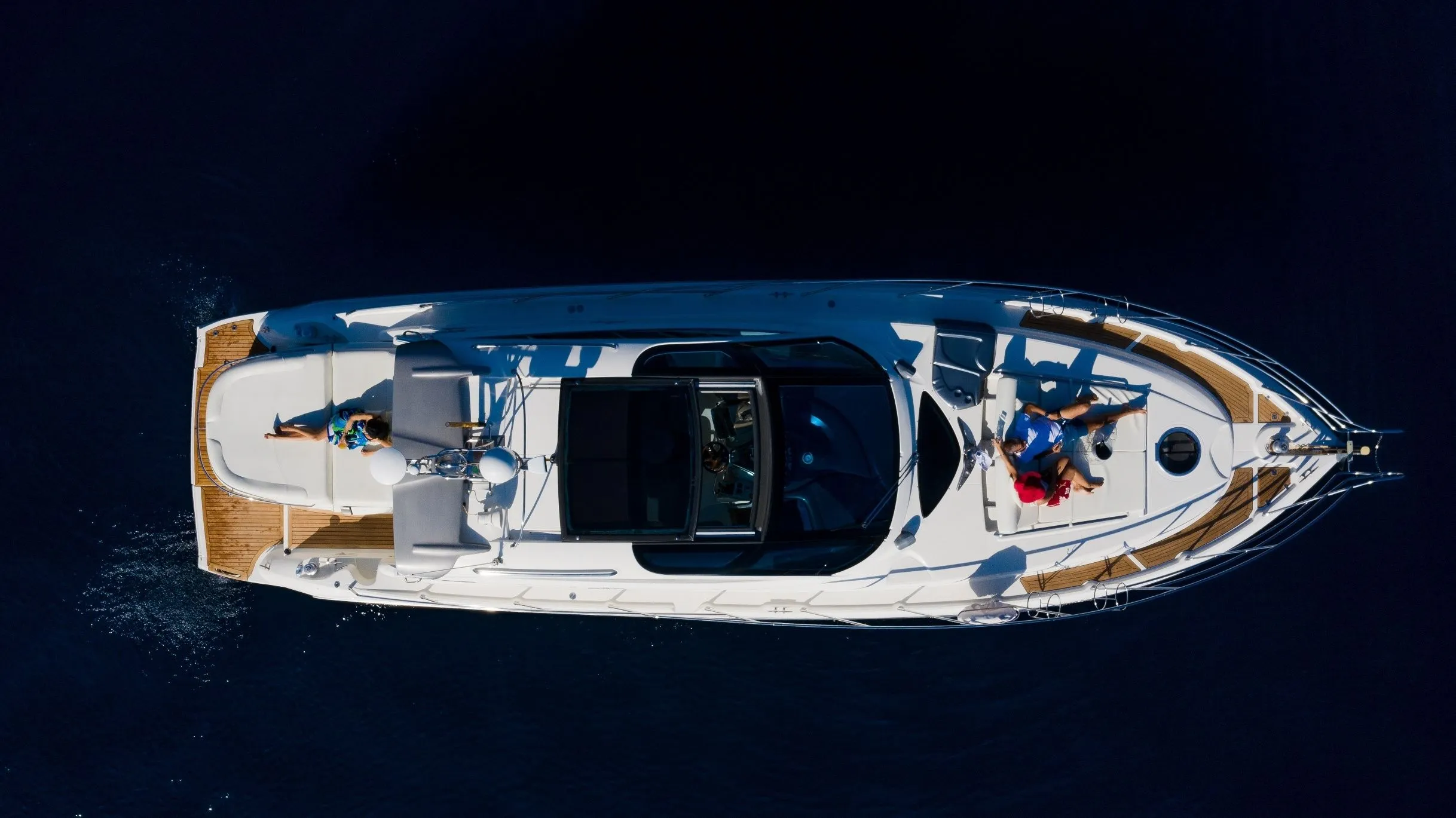 Charter a 14.45m 2 Cabin Motor Yacht in Amalfi