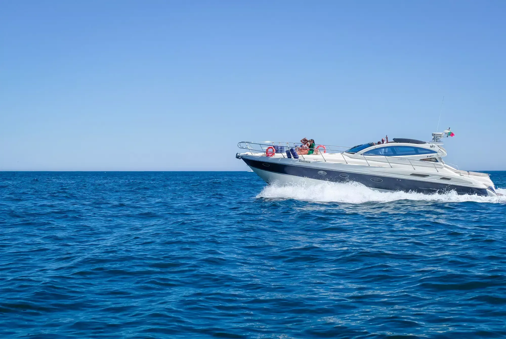 Andreza Charter Boat