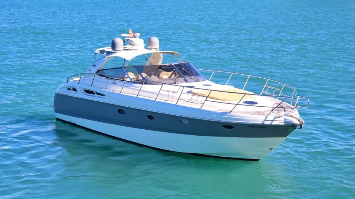 Beach Walk Charter Boat - 1