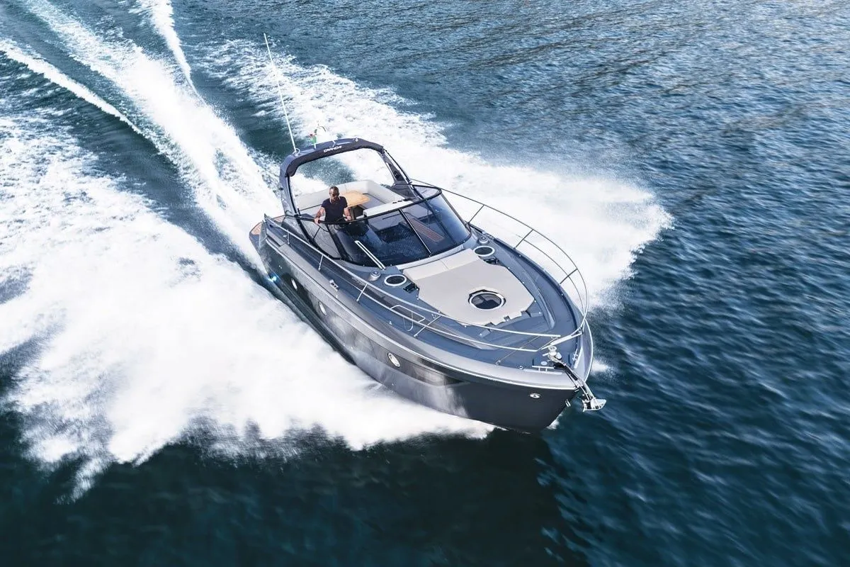 Martini Mietboot